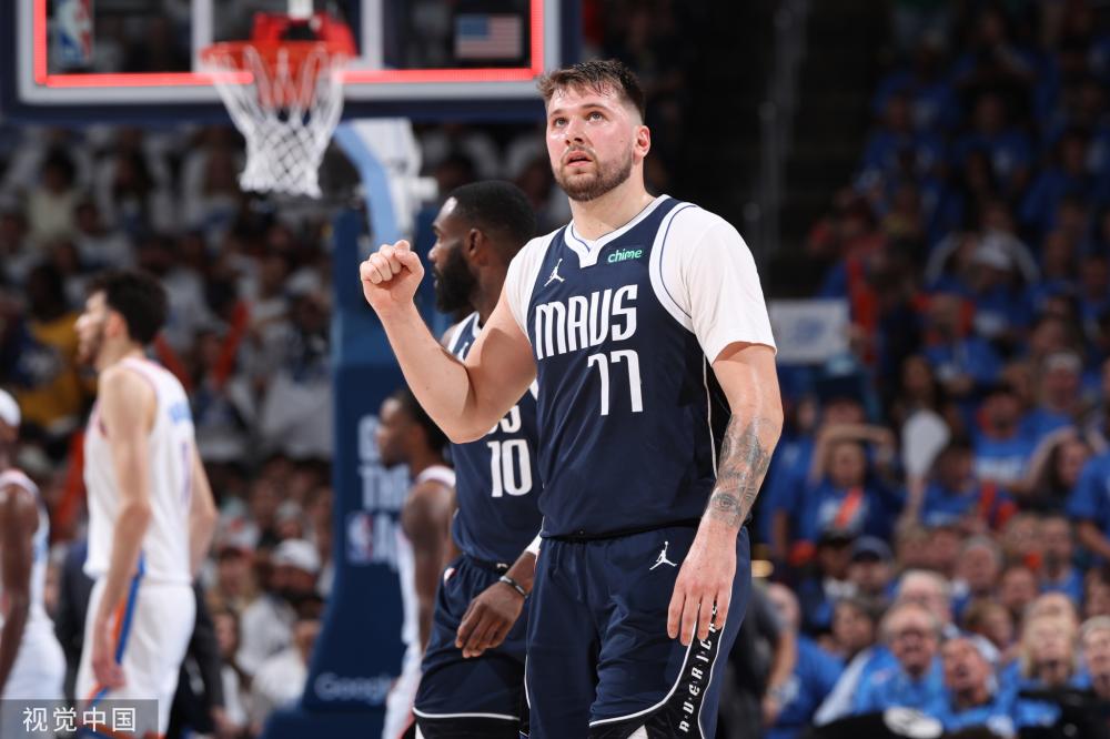 在赛季中途 在赛季中途