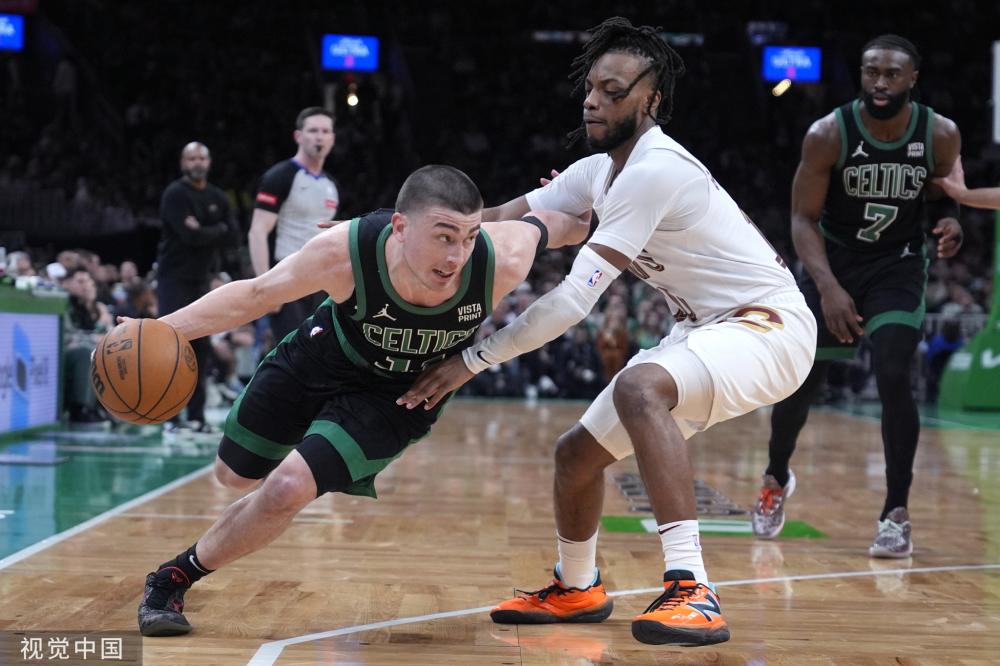 坚韧不拔的 坚韧不拔的