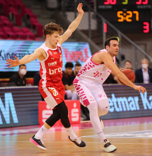 完成防守轮 完成防守轮